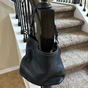 Authentic leather black Coach purse. EUC